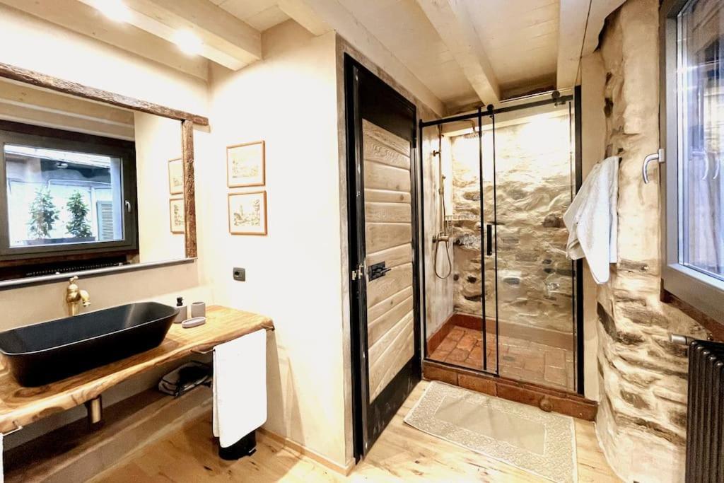 Romantic Home Stone With Amazing View Lake Of Como And Oleandra Laglio Eksteriør bilde